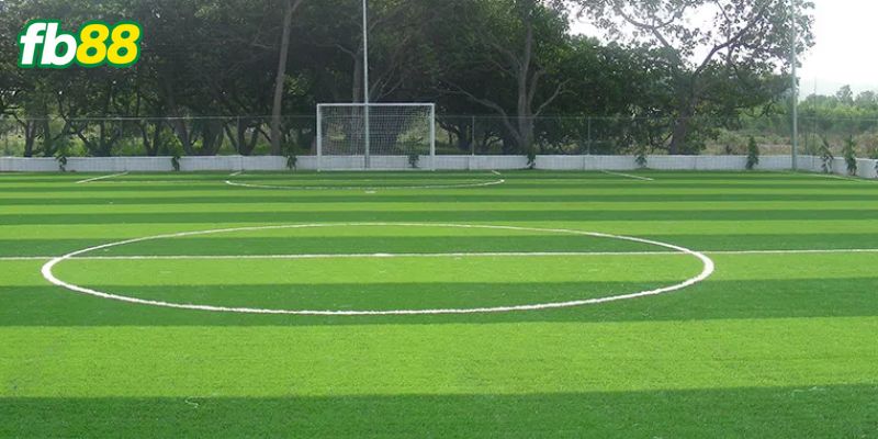 Sân VOV đá phủi đầy chất lượng